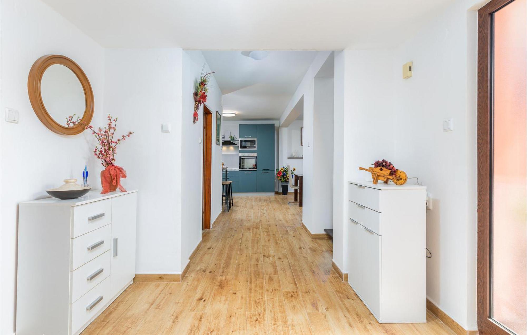 Awesome Home In Fazana With Kitchen Exterior photo